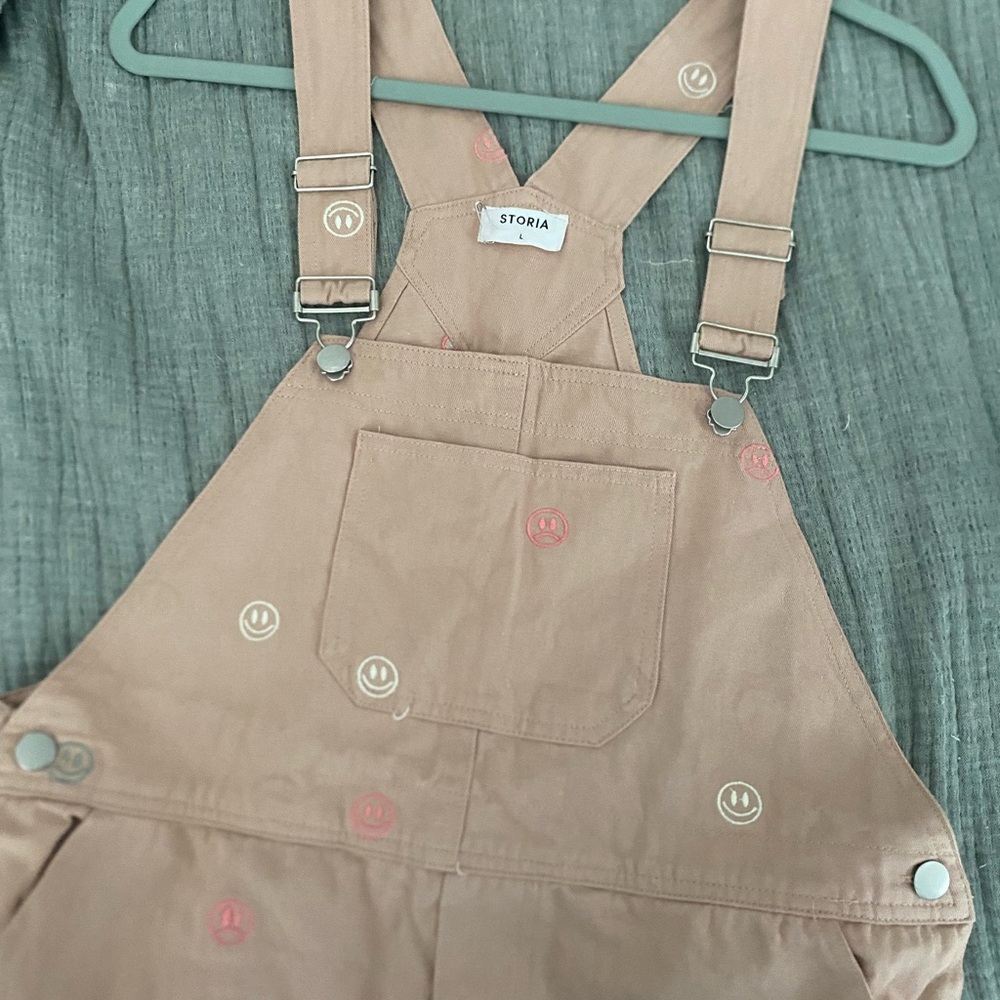 Storia Beige Overalls with Fun Smiley Patterns